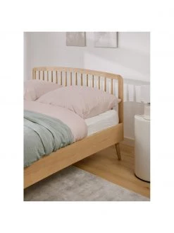 Westwing Collection Holzbett Signe mit Kopfteil, 140 x 200 cm 9 Westwing Collection Holzbett Signe mit Kopfteil, 140 x 200 cm -Schlafzimmer Verkäufe 2022 Holzbett Signe mit Kopfteil 3