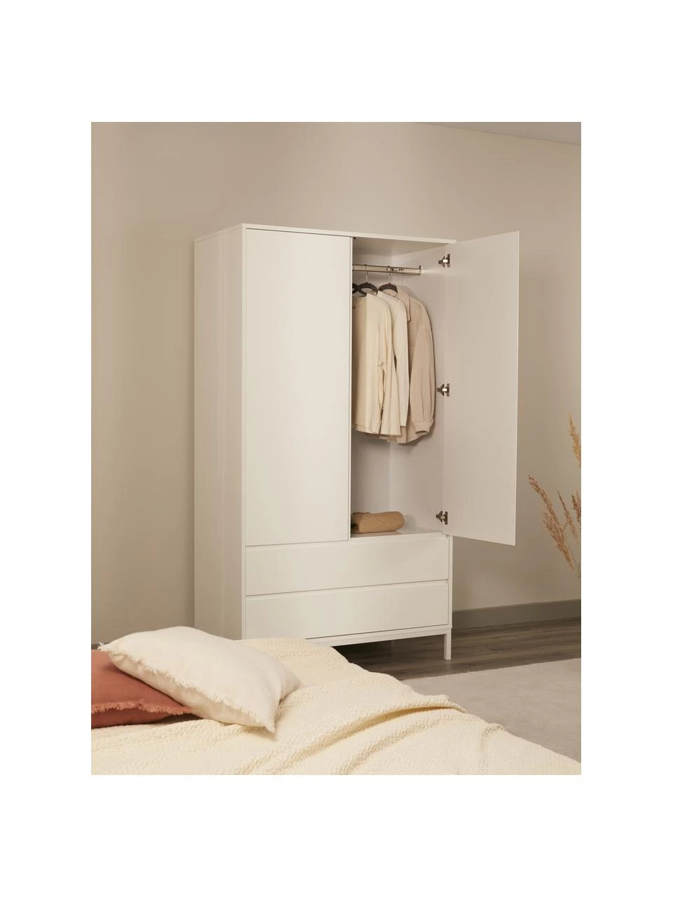 Westwing Collection Kleiderschrank Ikaro in Weiß, 2-türig, B 110 x H 200 cm 3 Westwing Collection Kleiderschrank Ikaro in Weiß, 2-türig, B 110 x H 200 cm – Bild 3
