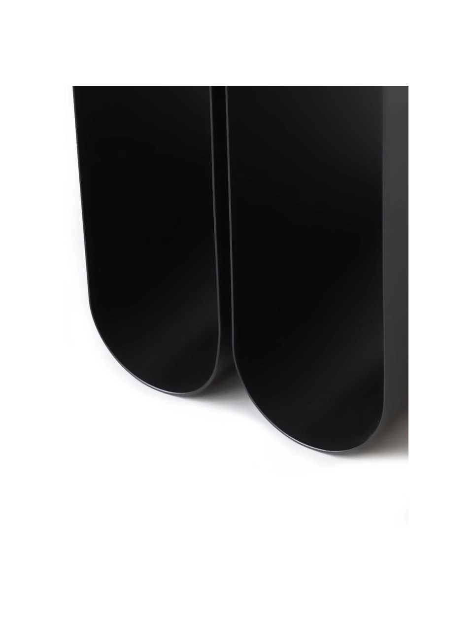 Kristina Dam Metall-Beistelltisch Curved in Schwarz, B 26 x H 36 cmNur noch 1 Artikel verfügbar 4 Kristina Dam Metall-Beistelltisch Curved in Schwarz, B 26 x H 36 cmNur noch 1 Artikel verfügbar – Bild 4