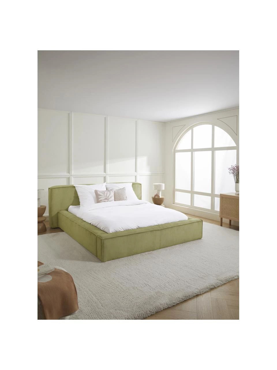 Westwing Collection Polsterbett Lennon in Grün aus Cord, B 140 x L 200 cm 2 Westwing Collection Polsterbett Lennon in Grün aus Cord, B 140 x L 200 cm – Bild 2