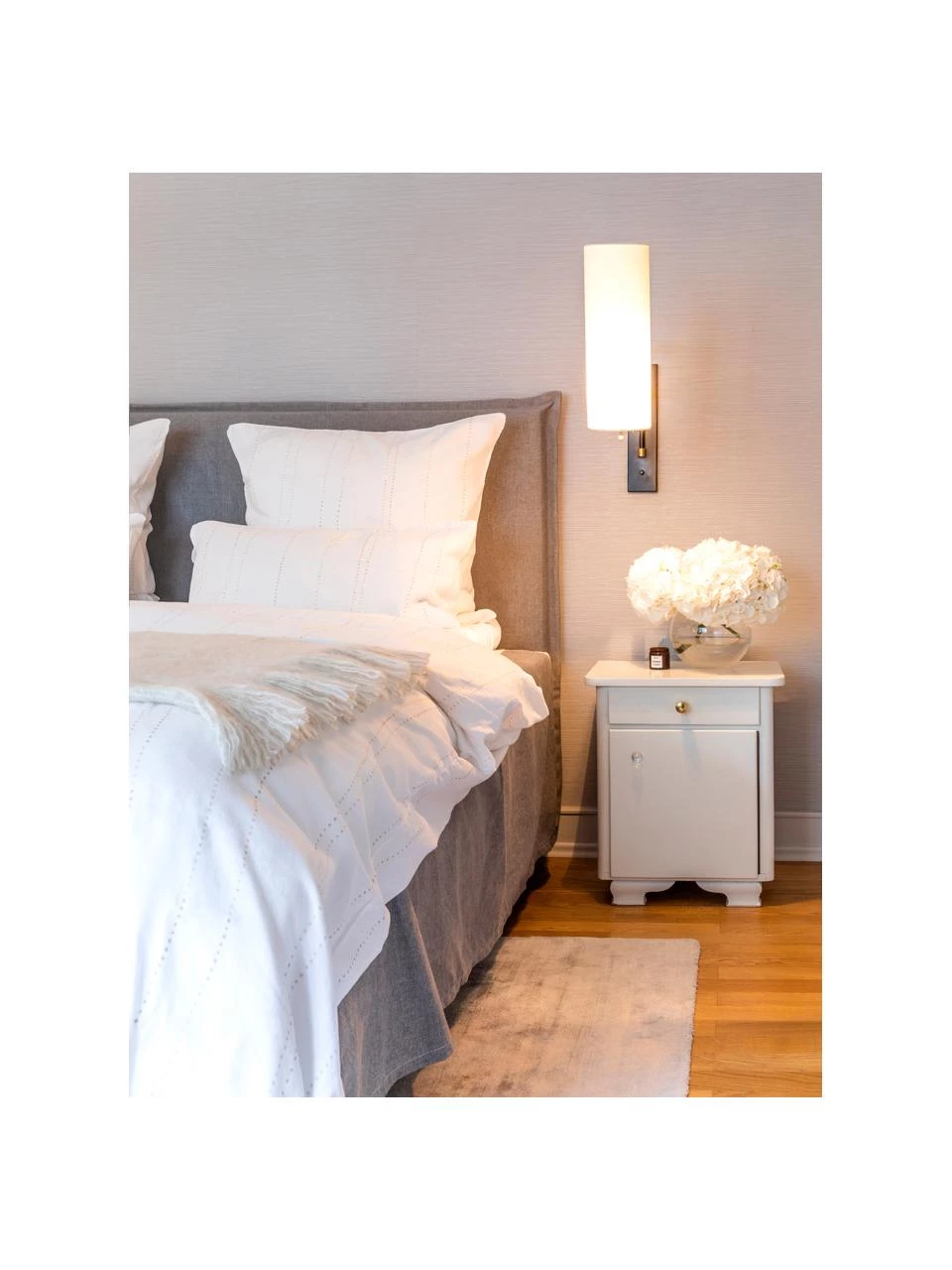 Westwing Collection Premium Boxspringbett Violet in Grau, 140 x 200 cm, Härtegrad 2 2 Westwing Collection Premium Boxspringbett Violet in Grau, 140 x 200 cm, Härtegrad 2 – Bild 2