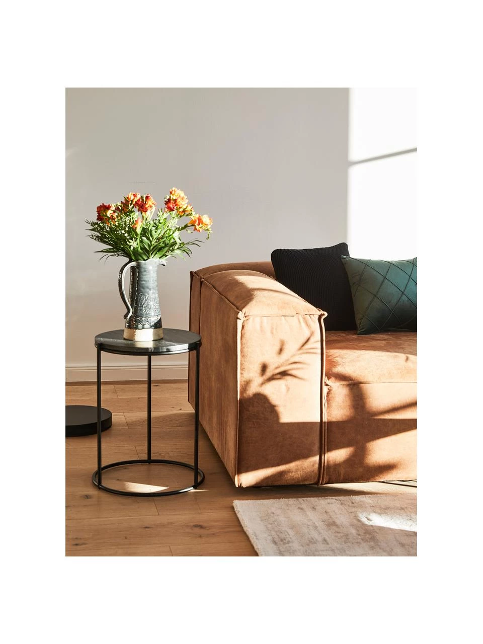 Westwing Collection Runder Marmor-Beistelltisch Ella, Ø 40 x H 50 cm 2 Westwing Collection Runder Marmor-Beistelltisch Ella, Ø 40 x H 50 cm – Bild 2