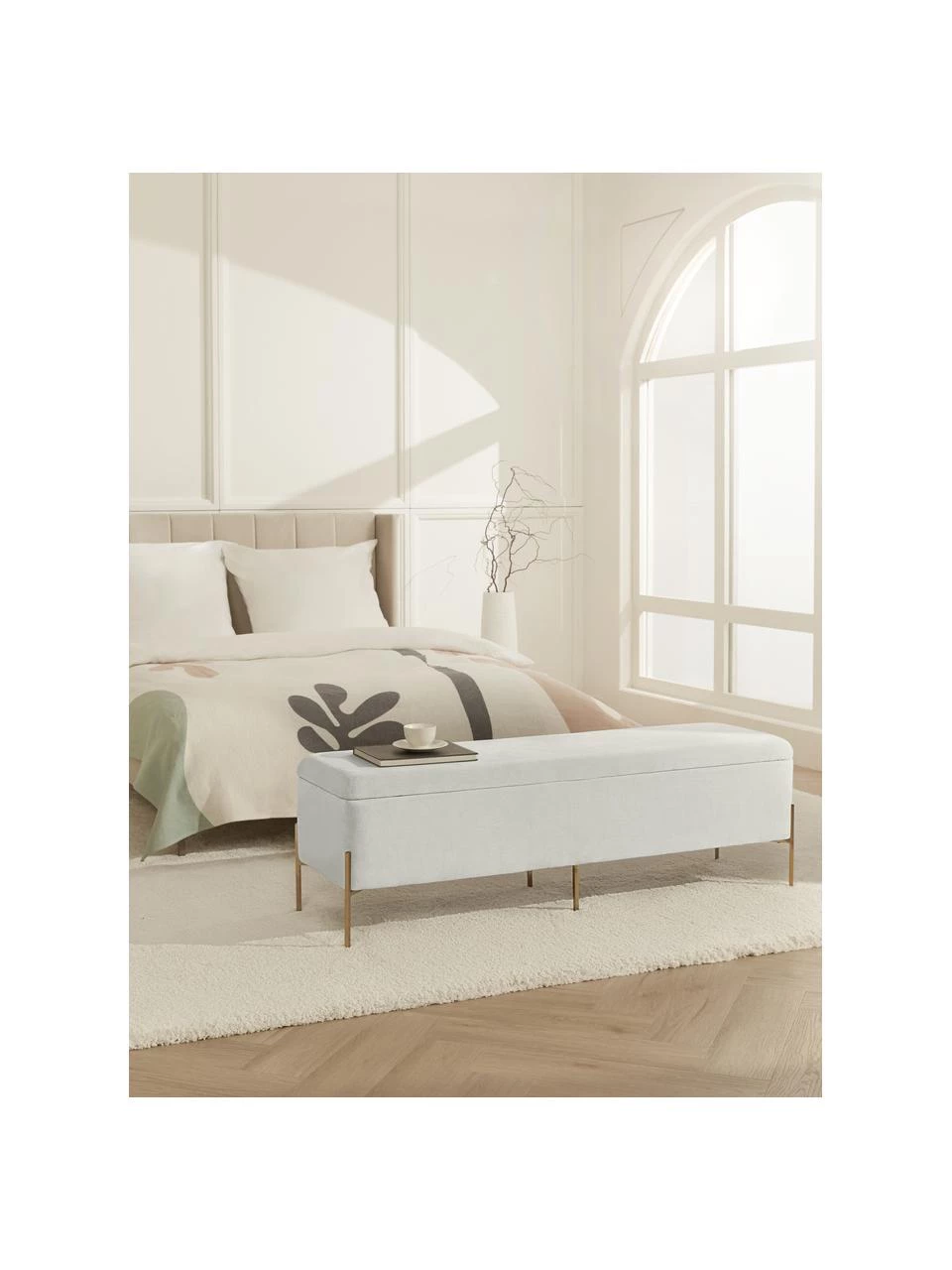 Westwing Collection Samt-Polsterbank Harper mit Stauraum in Hellgrau, B 140 x H 45 cm 2 Westwing Collection Samt-Polsterbank Harper mit Stauraum in Hellgrau, B 140 x H 45 cm – Bild 2