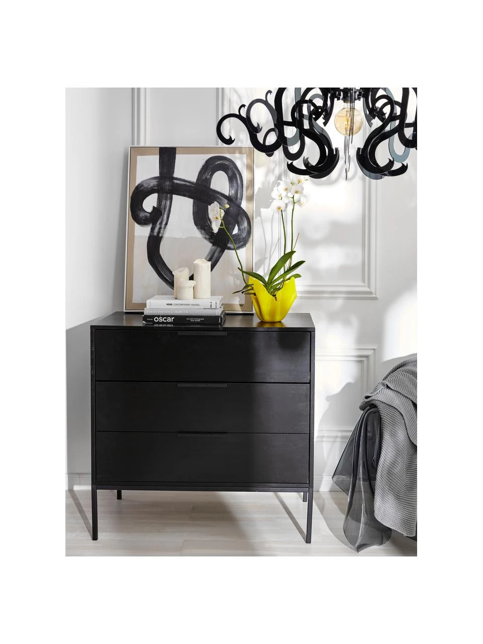 Schwarze Kommode Adam mit Schubladen, B 94 x H 93 cm 2 Schwarze Kommode Adam mit Schubladen, B 94 x H 93 cm – Bild 2