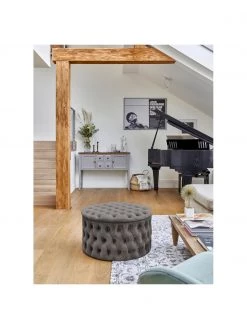 Westwing Collection XL Samt-Hocker Chiara mit Stauraum in Dunkelgrau, Ø 70 x H 42 cm 8 Westwing Collection XL Samt-Hocker Chiara mit Stauraum in Dunkelgrau, Ø 70 x H 42 cm -Schlafzimmer Verkäufe 2022 XL Samt Hocker Chiara mit Stauraum in Dunkelgrau 2